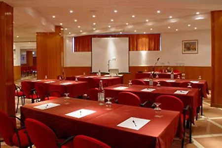 Ξενοδοχείο Zodiaco 3*